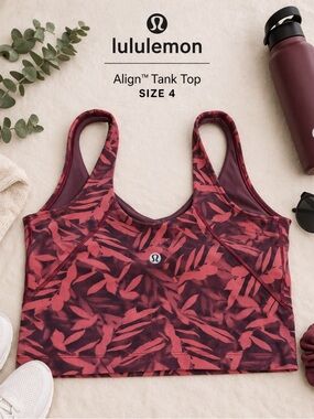 lululemon athletica Women's Red Patterned Cropped Tank size 4 EUC